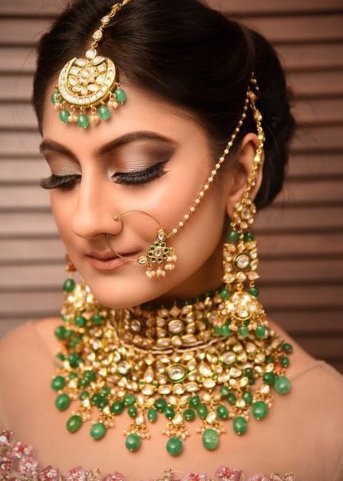 Acquiring the Skill of Expressing Your Requirements in Informal Relationships